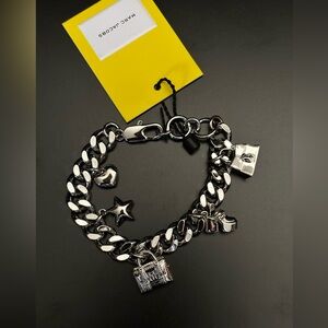 NWT/NIB - Marc Jacob’s charm bracelet 🩶 comes w/gift box & dust bag!! ♡︎♥︎